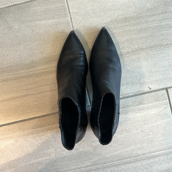 Elegant Made in Italy Black leather booties - Picture 3 of 6